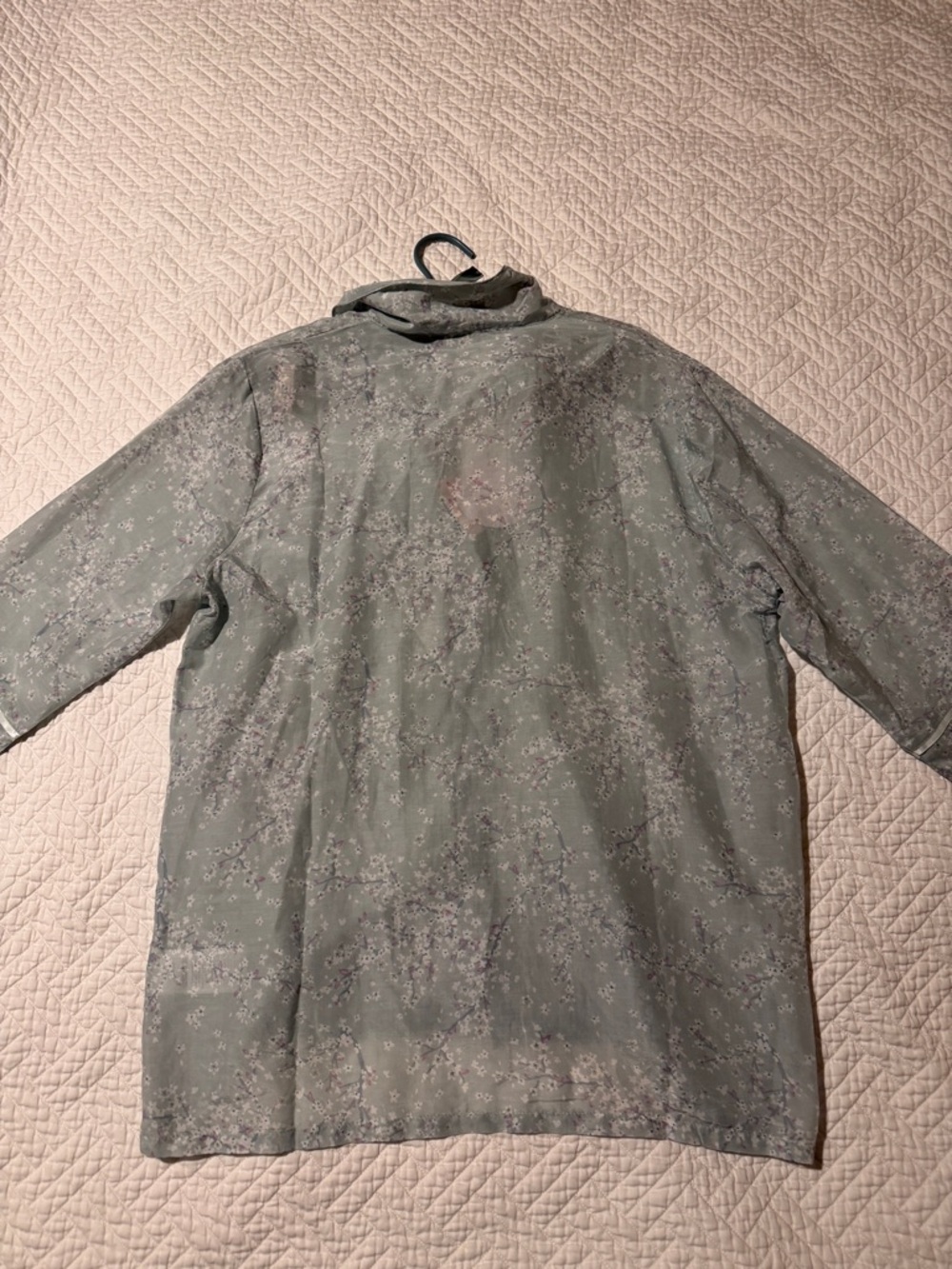 Cheri Blossom Sage Crop Pajama Set size large (hard to find) - Picture 10 of 16